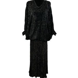 VIVIAN CHAN SHAW Unique One Of A Kind Hand Knit/Loomed Sweater/Skirt Set